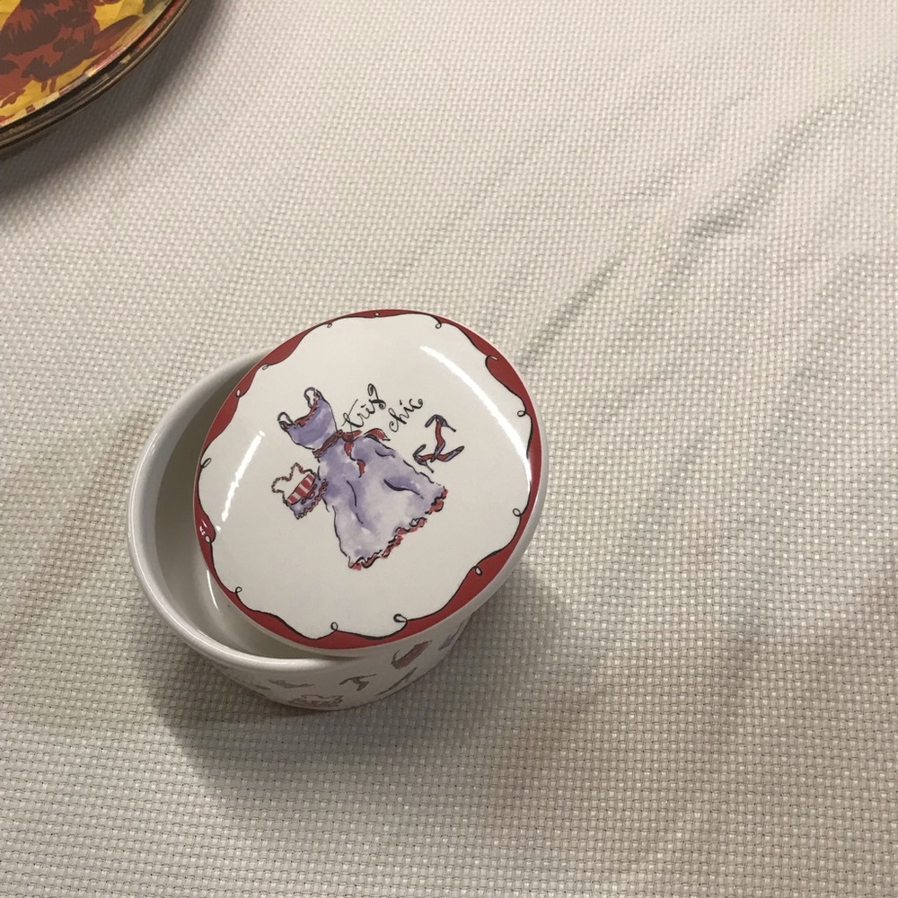 Little jewelry box by Rosanna